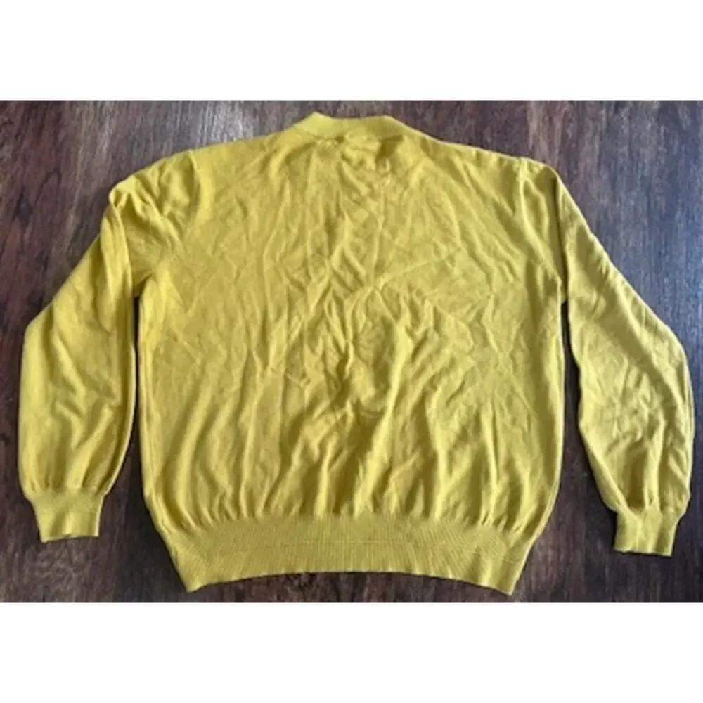 Aaeda Women's Mustard Yellow V-Neck Knit Sweater Pullover Size L/XL